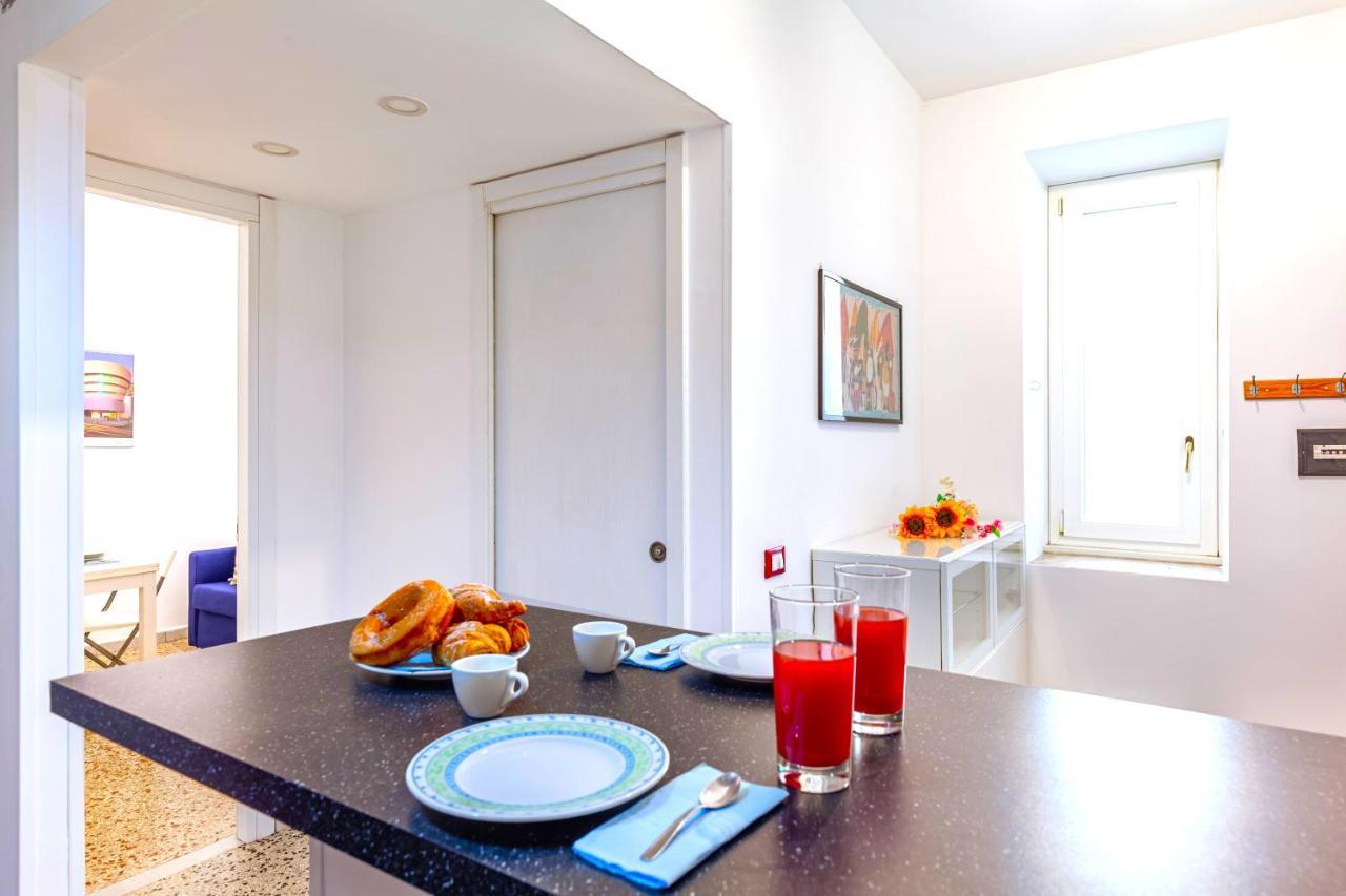 Hostly - Sant'Orsola Suite Apartment Roma Exterior foto